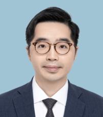 Dr  Tong Yu Wing Paul