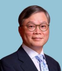 Dr  Yam Kwong Yui Blue Background Chopped