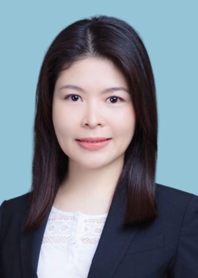 Dr  Chow Ling Yu Velda Blue Background