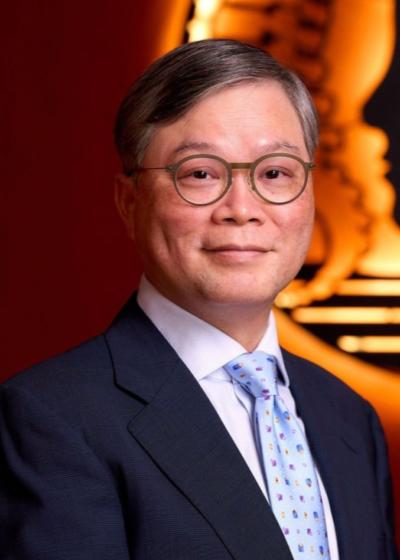 Dr  Yam Kwong Yui Cut