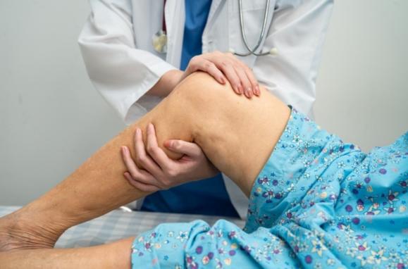 Knee Replacement 1